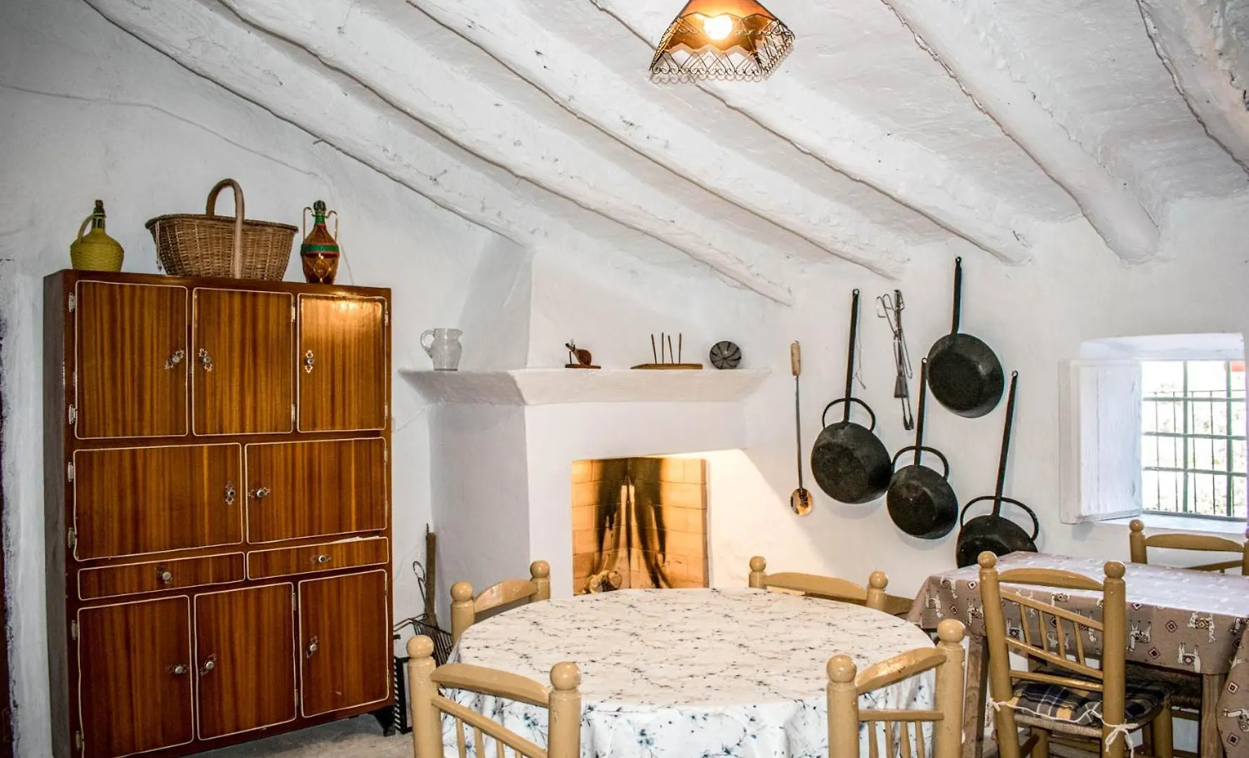 Holiday home Casa Rural Pilon Azul Belerda